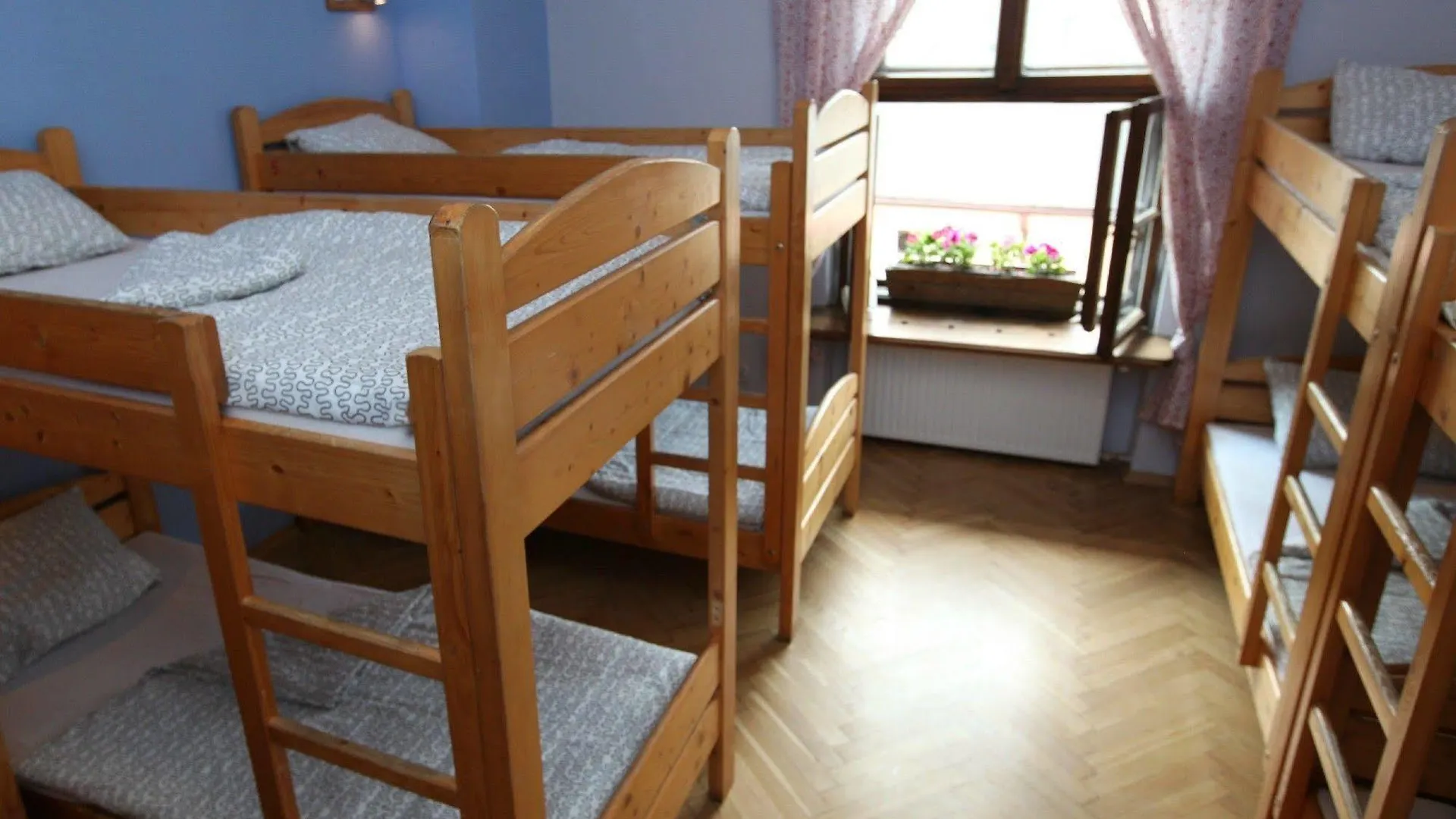 Intro Hostel Cracovia